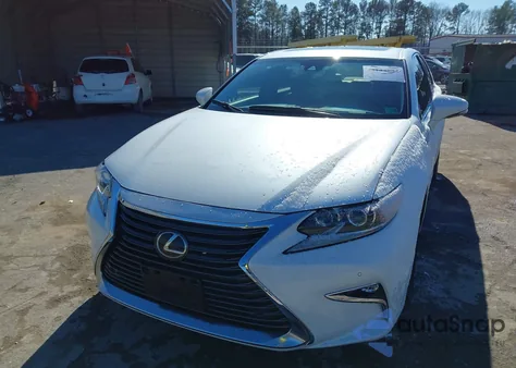 2016 Lexus Es 350 z USA, uszkodzony, nr VIN JTHBK1GG3G2222055